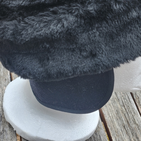 Dobbs Fifth Avenue New York Faux Fur Hat With Ear Flaps S - Picture 5 of 7